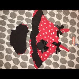 Mini mouse bloomers and dress worn once